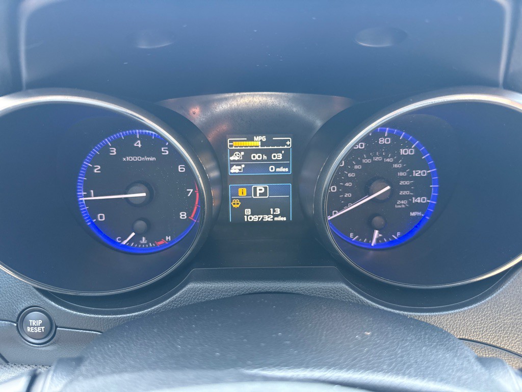 2015 Subaru Legacy Image 11