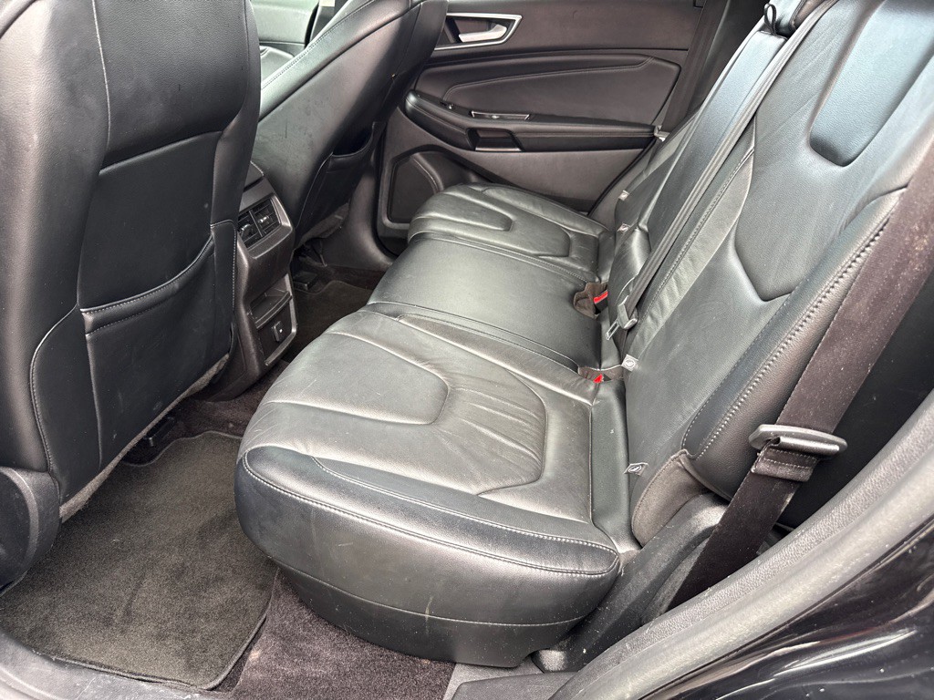 2016 Ford Edge Image 7