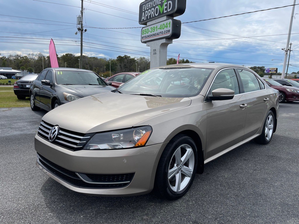 2015 Volkswagen Passat Image 11