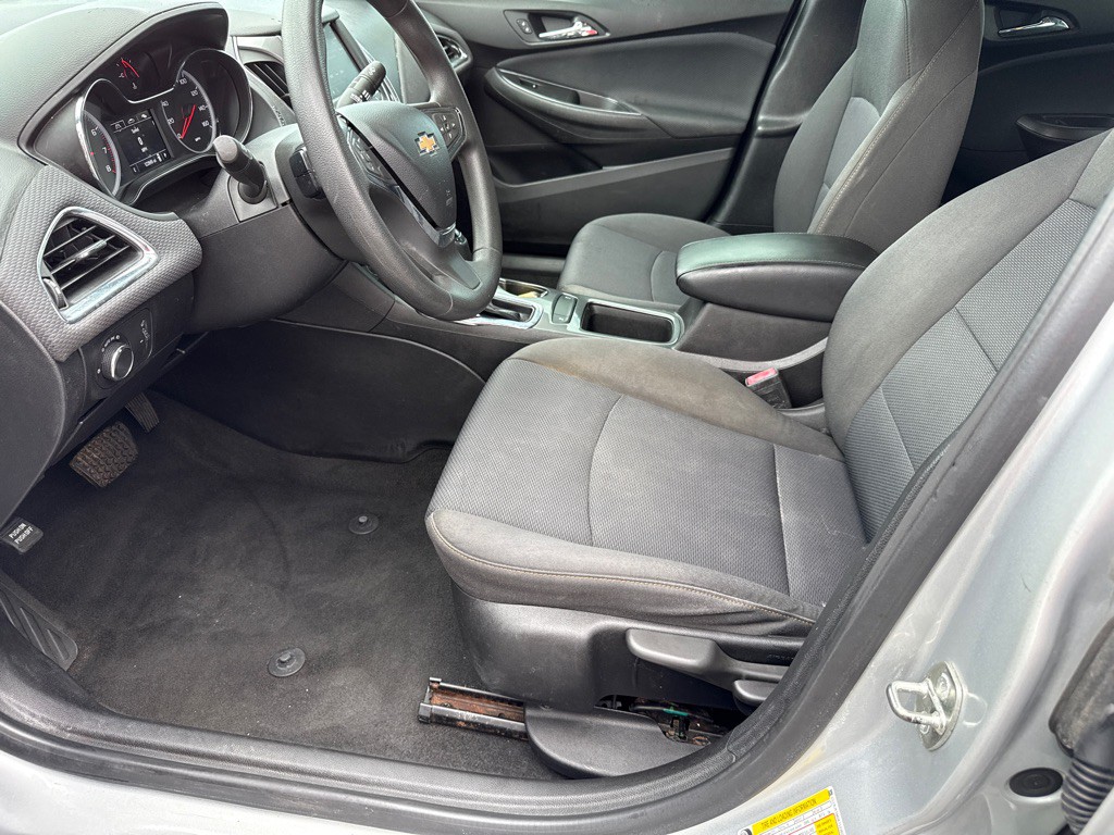 2019 Chevrolet Cruze Image 5