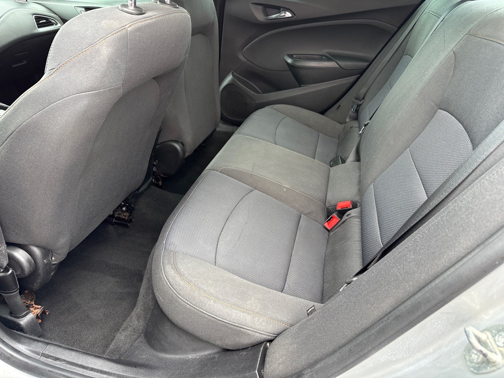 2019 Chevrolet Cruze Image 6