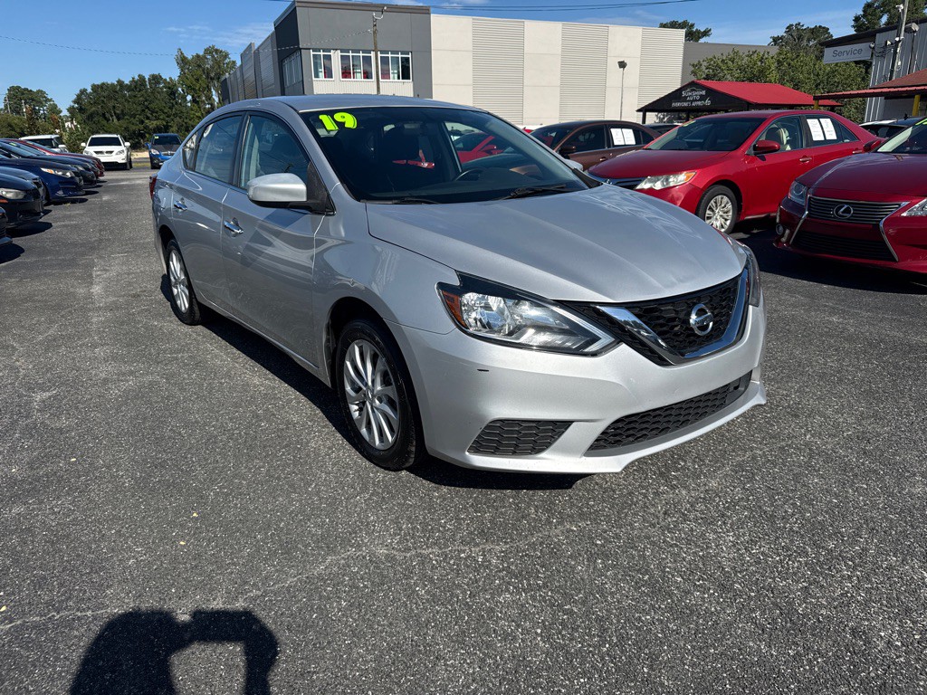 2019 Nissan Sentra Image 2