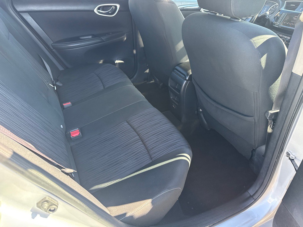 2019 Nissan Sentra Image 8