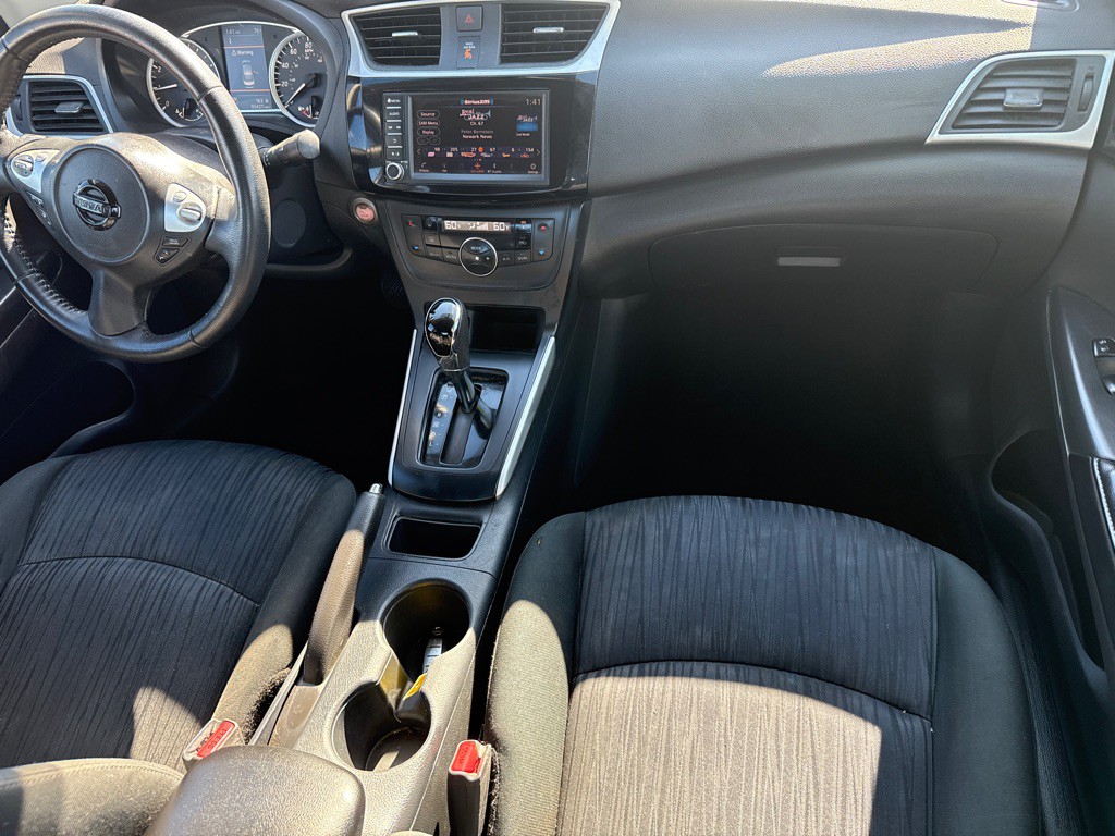 2019 Nissan Sentra Image 9