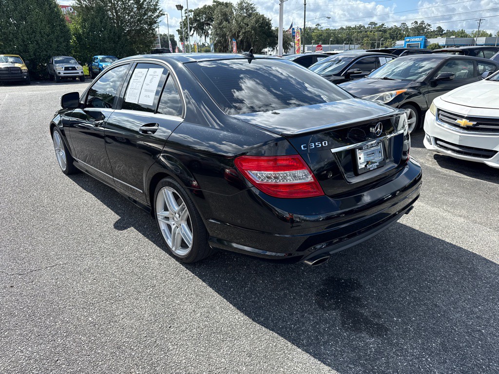 2009 Mercedes-Benz C-Class Image 4