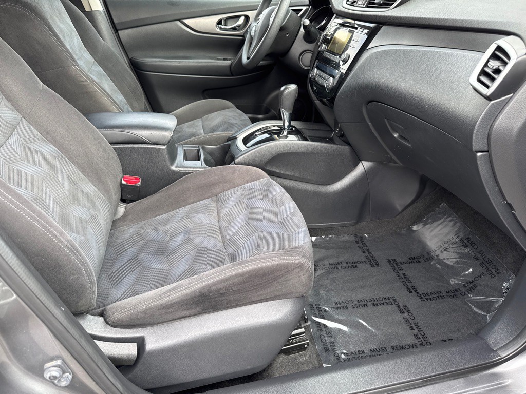 2015 Nissan Rogue Image 8