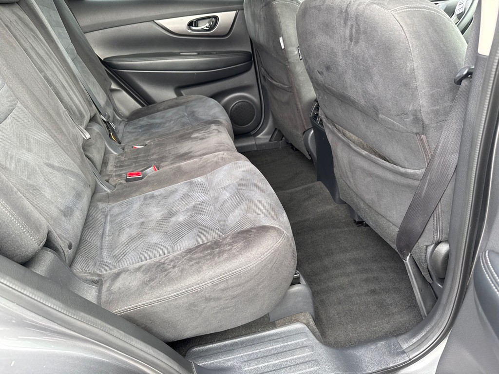 2015 Nissan Rogue Image 9