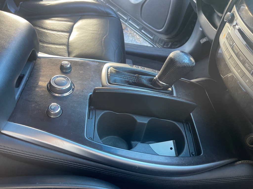 2013 INFINITI JX35 Image 12
