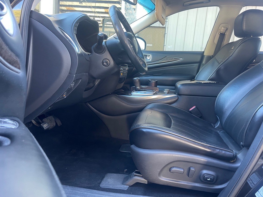 2013 INFINITI JX35 Image 18