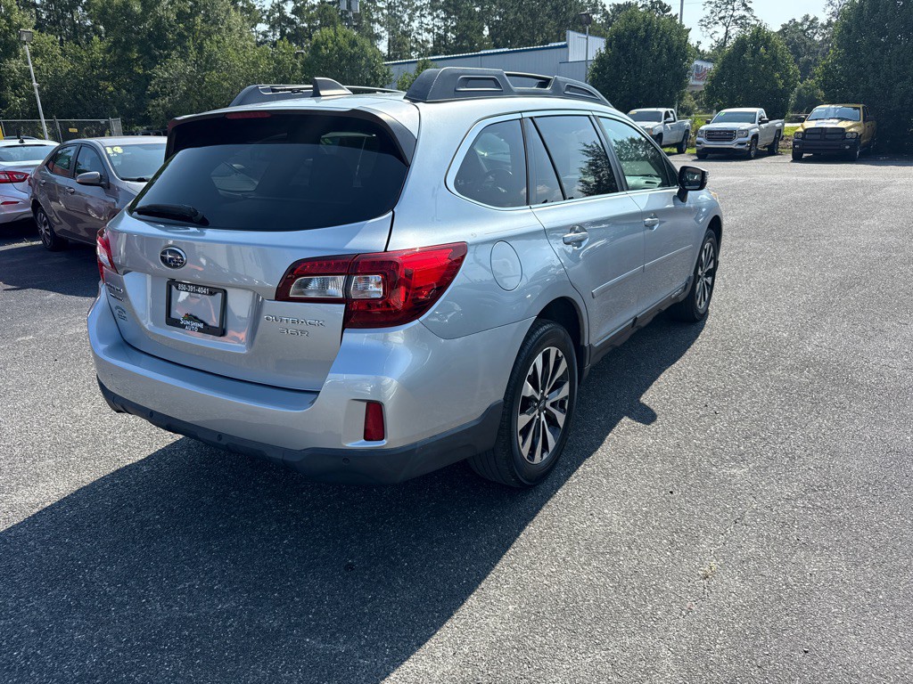 2017 Subaru Outback Image 3