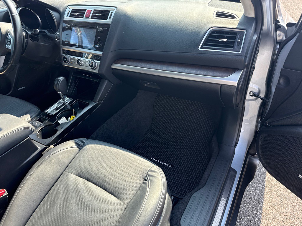 2017 Subaru Outback Image 9