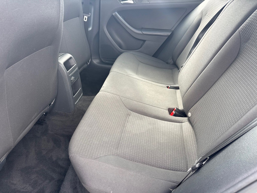 2016 Volkswagen Jetta Image 6