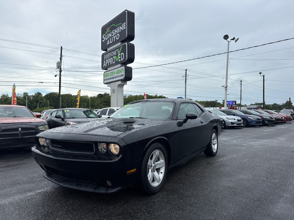 2014 Dodge Challenger Image 1