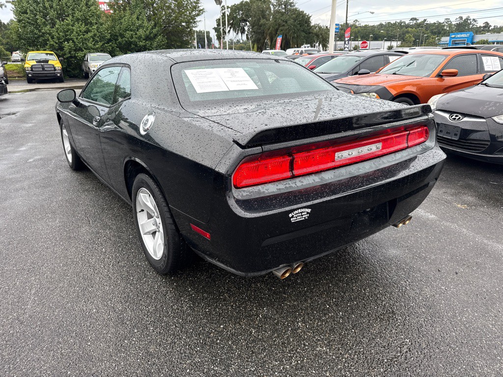 2014 Dodge Challenger Image 4