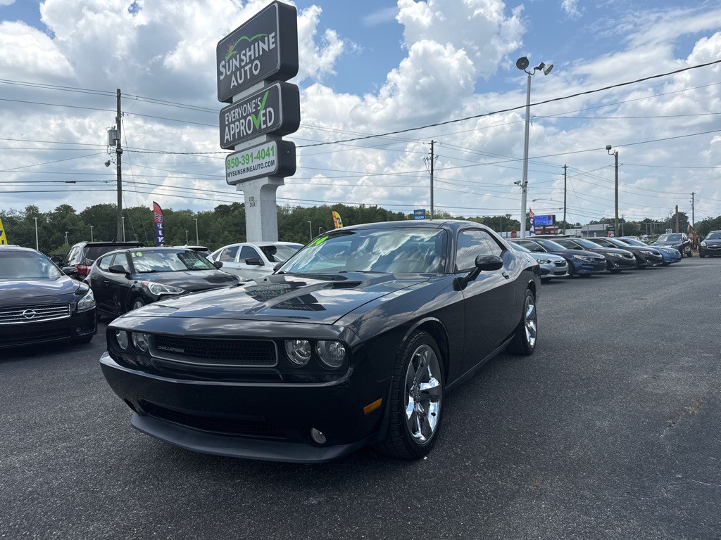 2014 Dodge Challenger Image 1