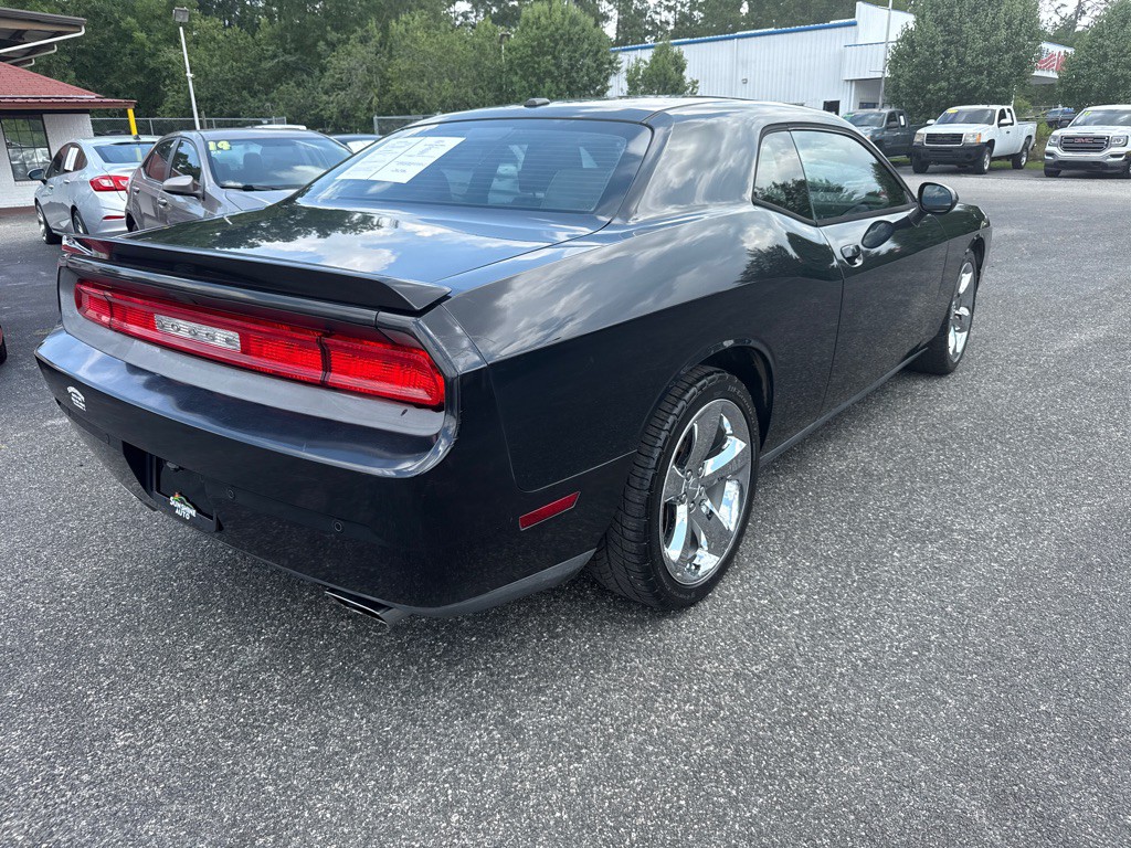 2014 Dodge Challenger Image 3