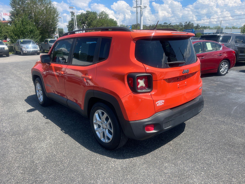 2015 Jeep Renegade Image 4