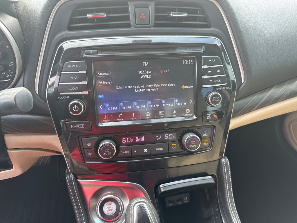 2016 Nissan Maxima Image 13