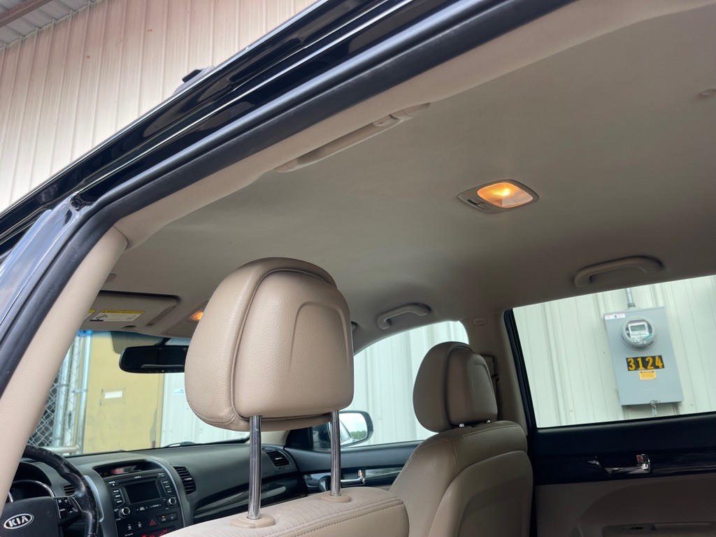 2012 Kia Sorento Image 17