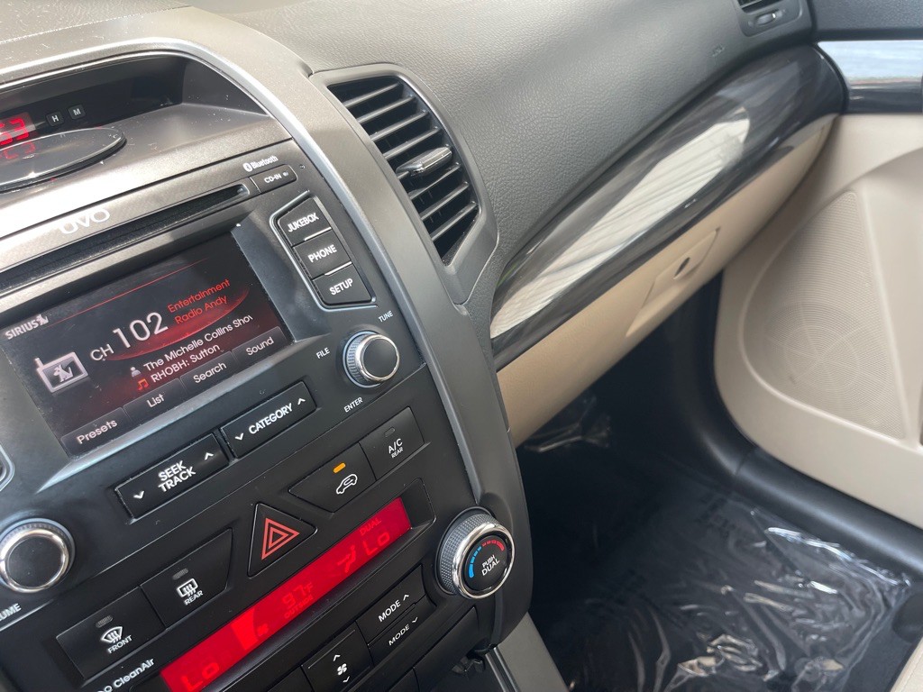 2012 Kia Sorento Image 24