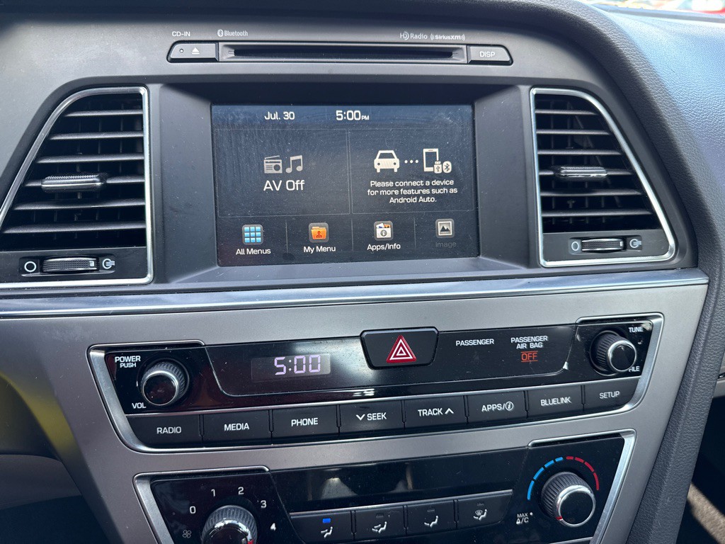 2016 Hyundai Sonata Image 10