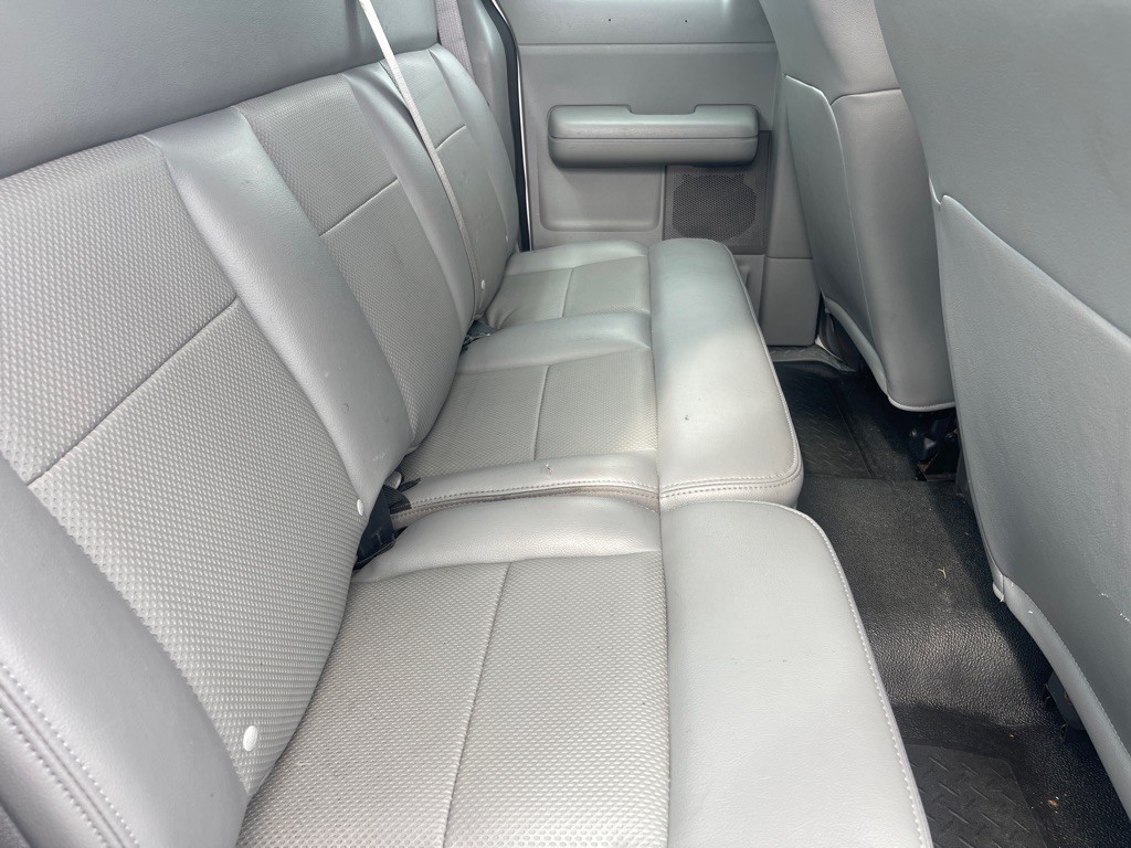 2005 Ford F-150 Image 12