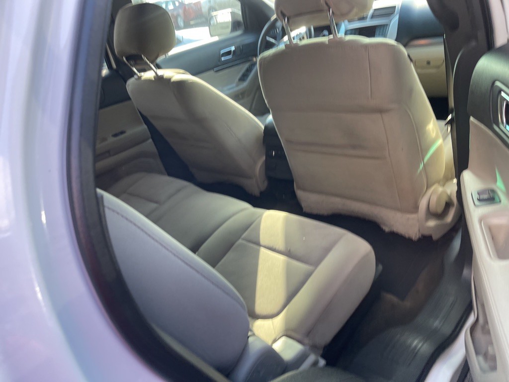2013 Ford Explorer Image 10
