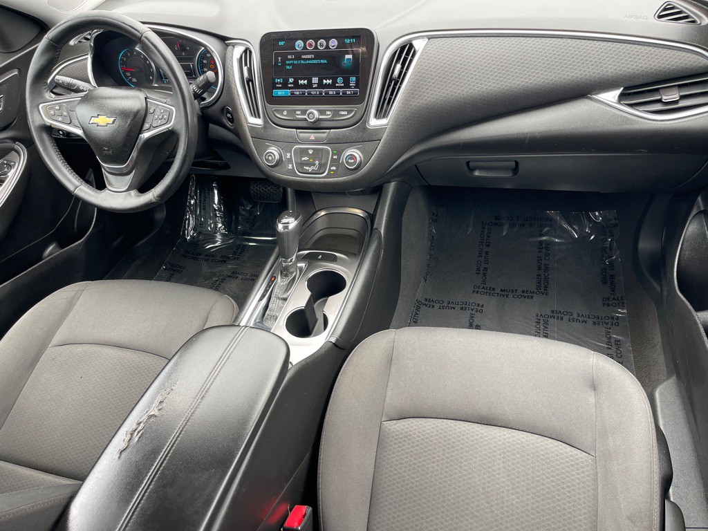 2016 Chevrolet Malibu Image 12