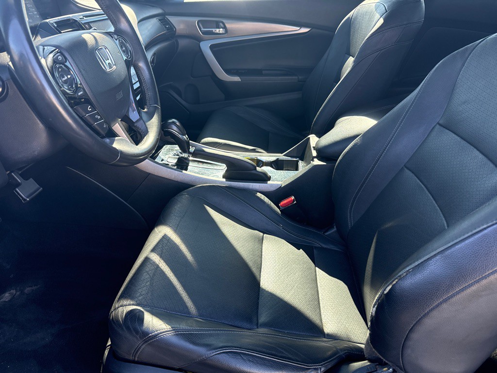 2016 Honda Accord Image 6