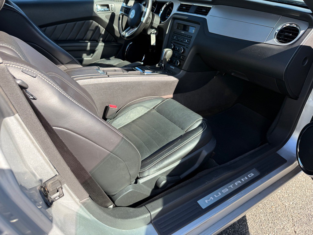 2014 Ford Mustang Image 6