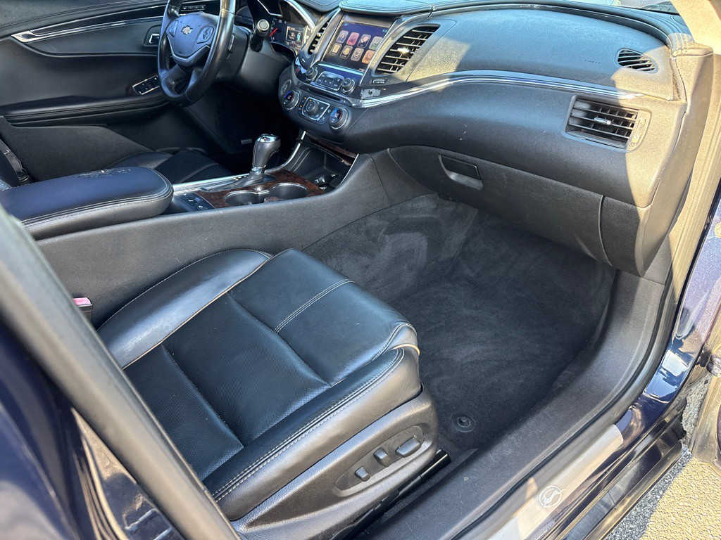 2015 Chevrolet Impala Image 10