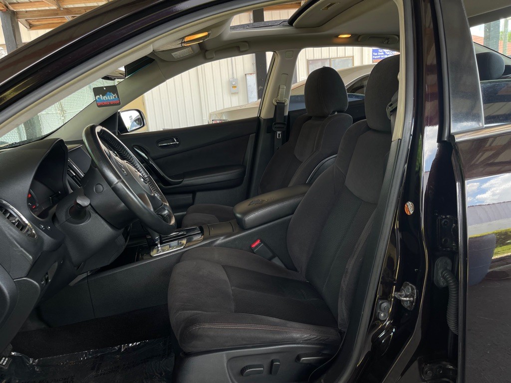 2010 Nissan Maxima Image 10
