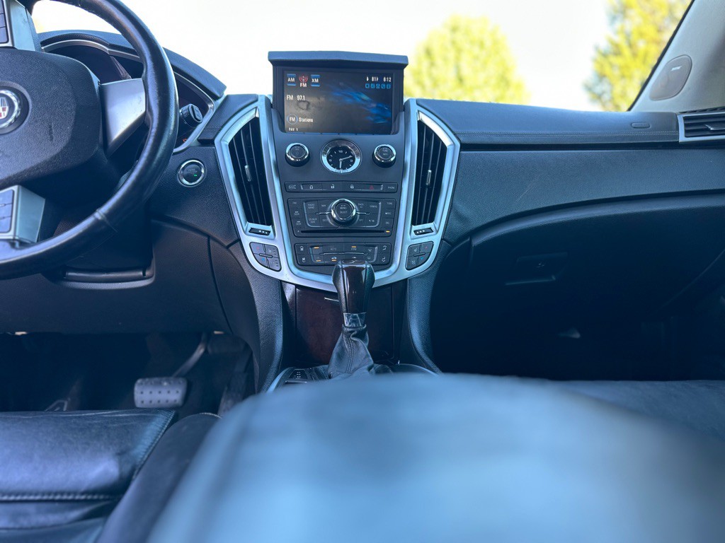 2012 Cadillac SRX Image 31