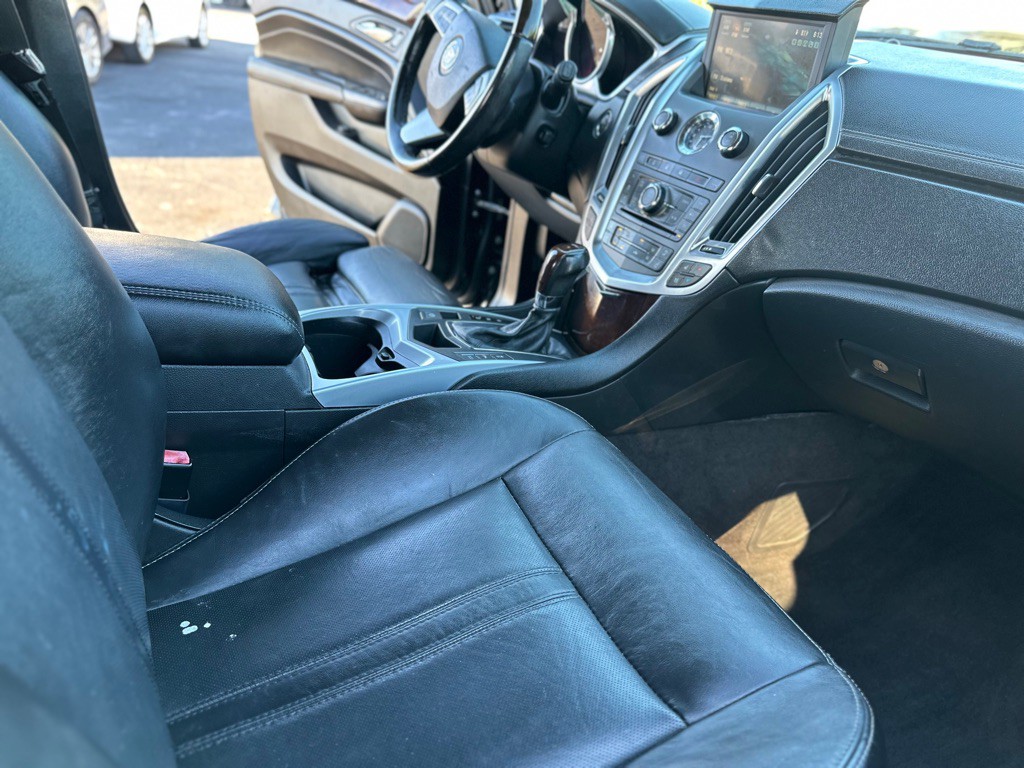 2012 Cadillac SRX Image 38