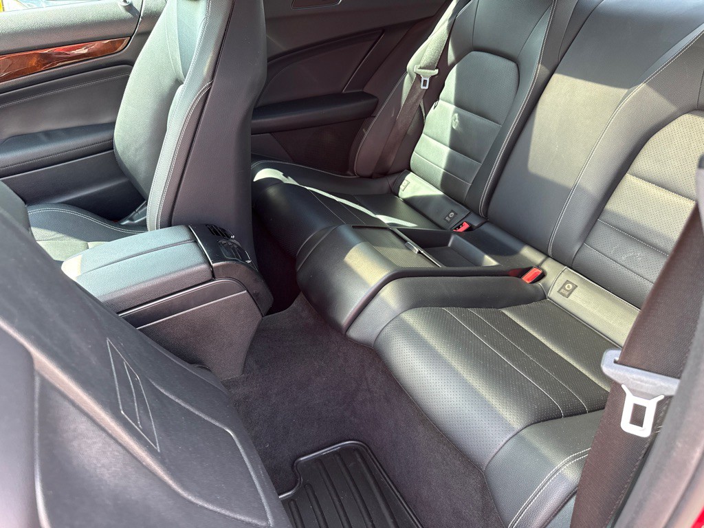 2014 Mercedes-Benz C-Class Image 6