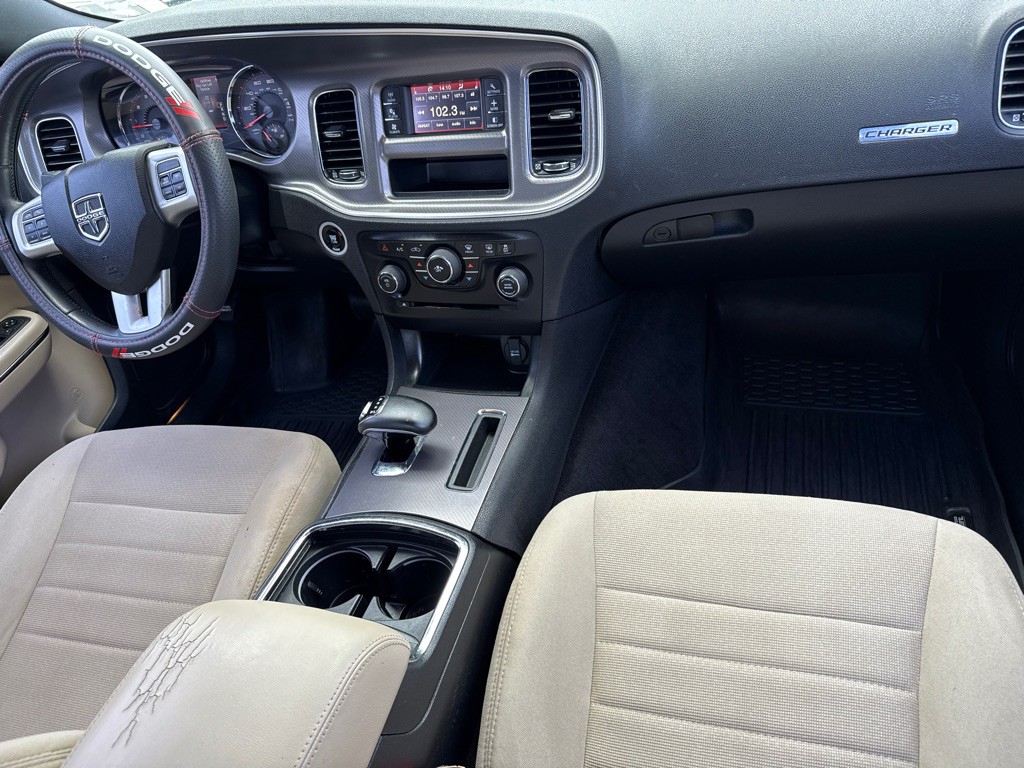 2013 Dodge Charger Image 9