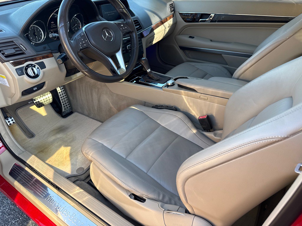 2013 Mercedes-Benz E-Class Image 6