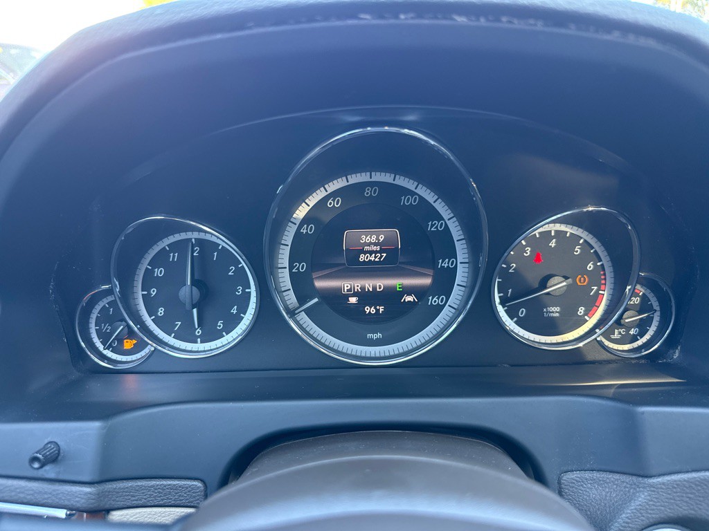 2013 Mercedes-Benz E-Class Image 9