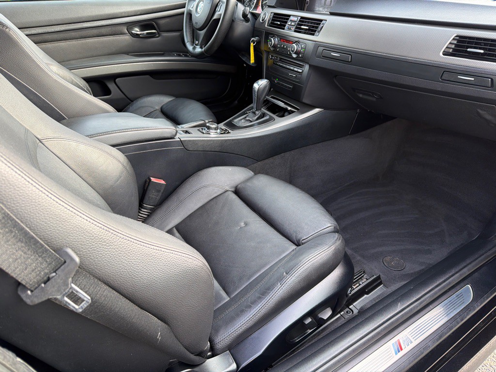 2013 BMW 3 Series Image 7