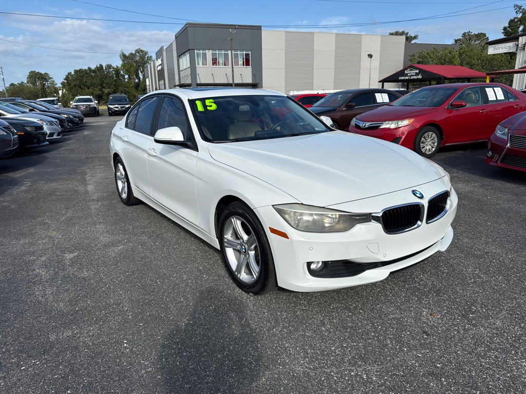 2015 BMW 3 Series Image 2