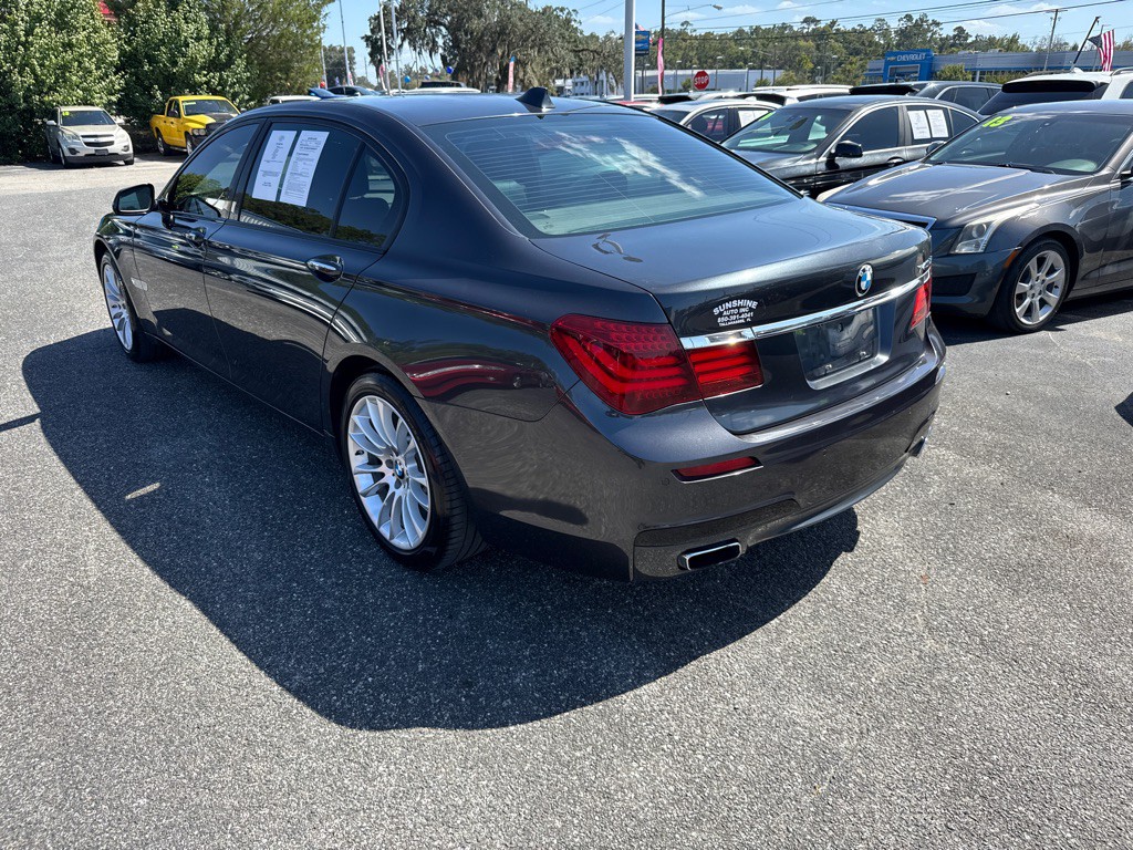 2014 BMW 7 Series Image 4