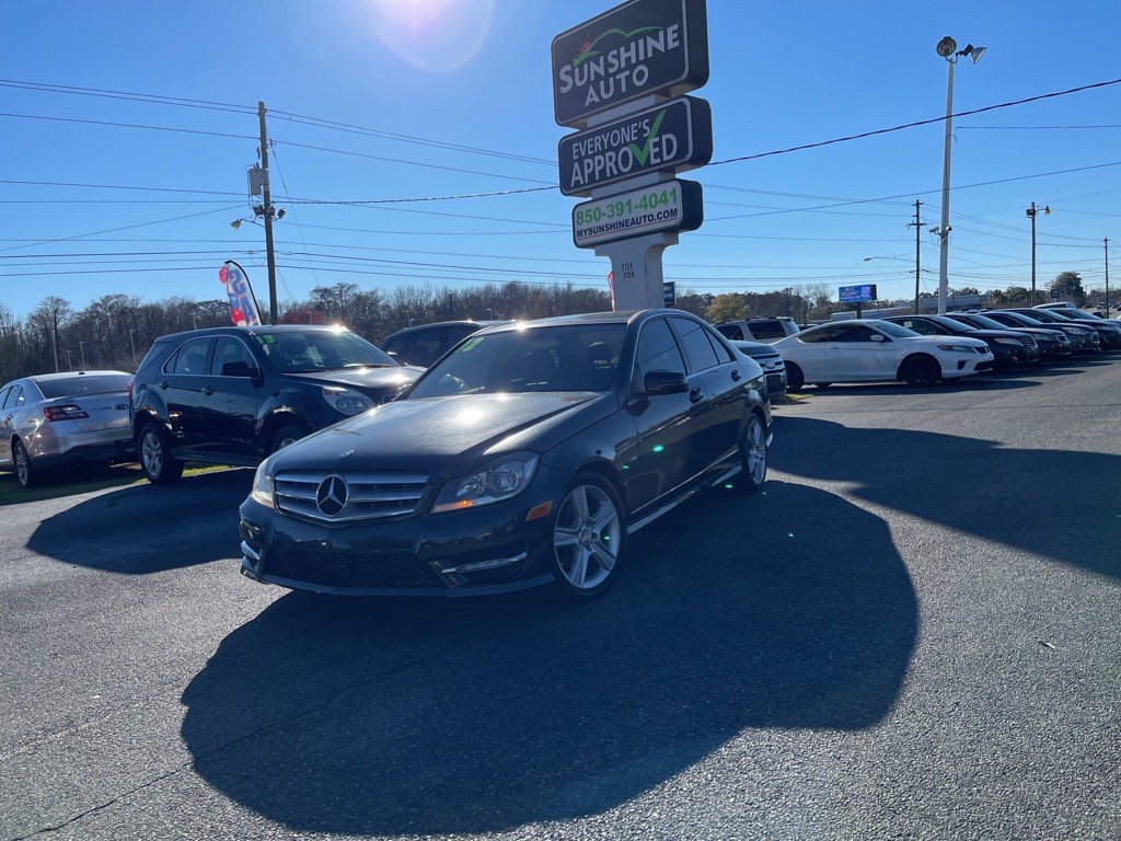 2012 Mercedes-Benz C-Class Image 4