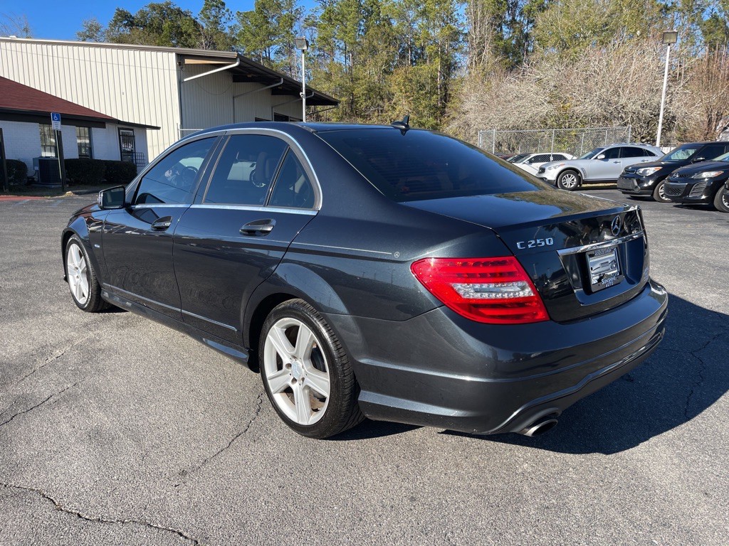2012 Mercedes-Benz C-Class Image 8