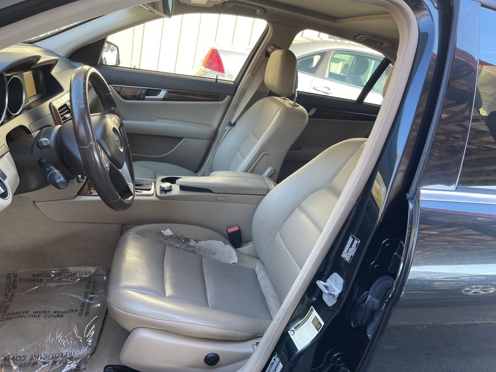 2012 Mercedes-Benz C-Class Image 15