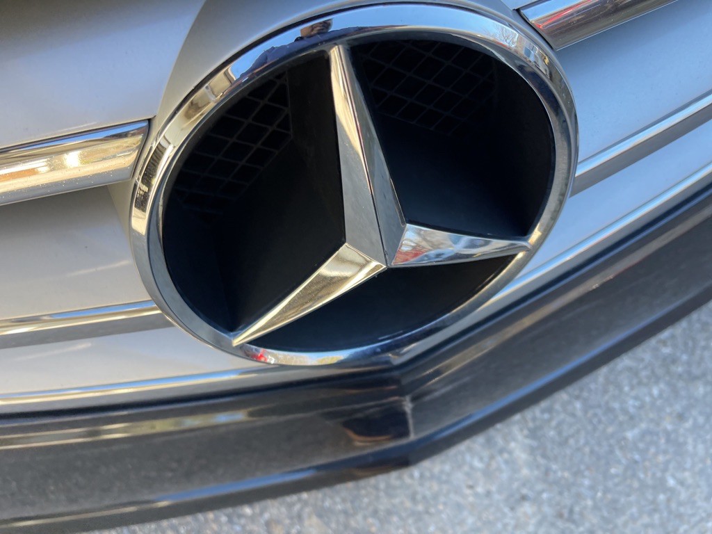 2012 Mercedes-Benz C-Class Image 26