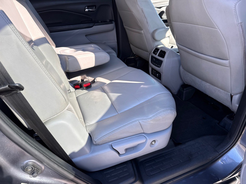 2016 Honda Pilot Image 8
