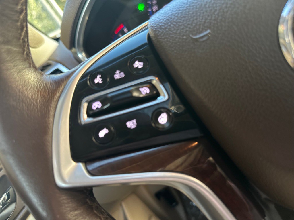 2015 Cadillac SRX Image 25