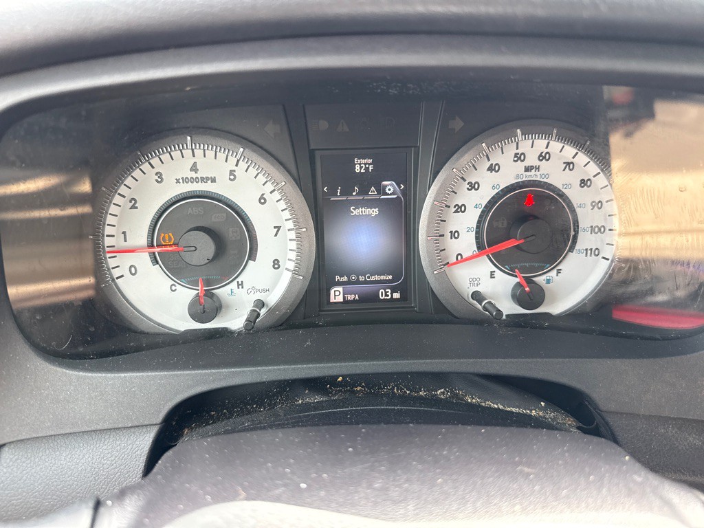 2015 Toyota Sienna Image 13