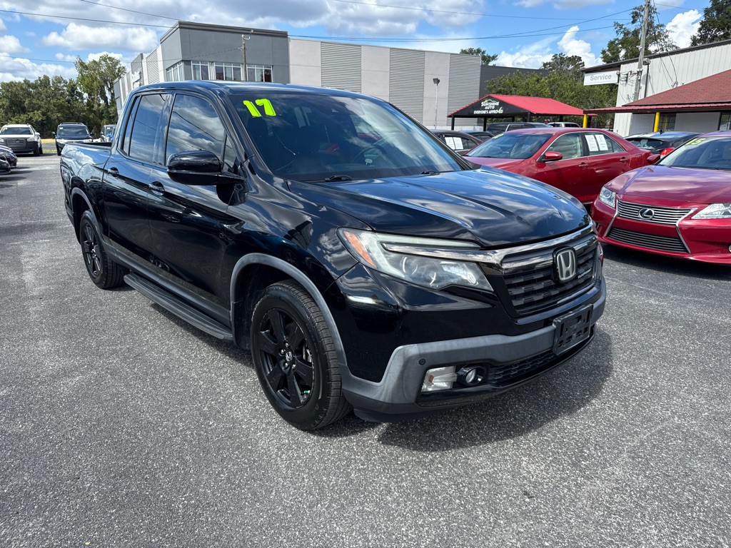 2017 Honda Ridgeline Image 2