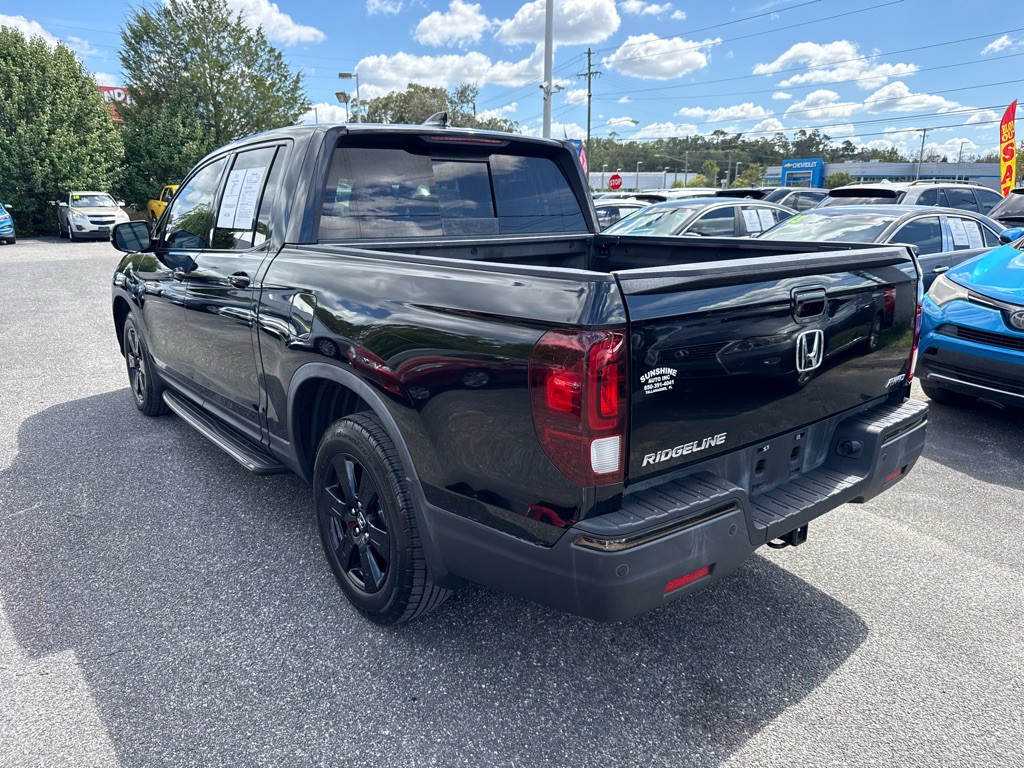 2017 Honda Ridgeline Image 4